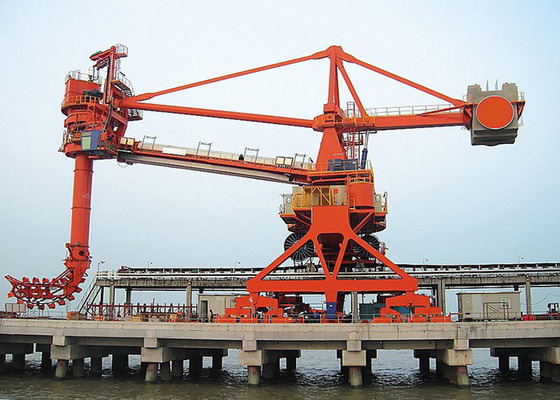 De mobiele Kraan Met rubberbanden van de Havenbrug, Op rails gemonteerde Ononderbroken Schiplosinstallatie